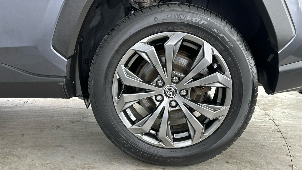Toyota Rav 4 Dynamic Grey #30