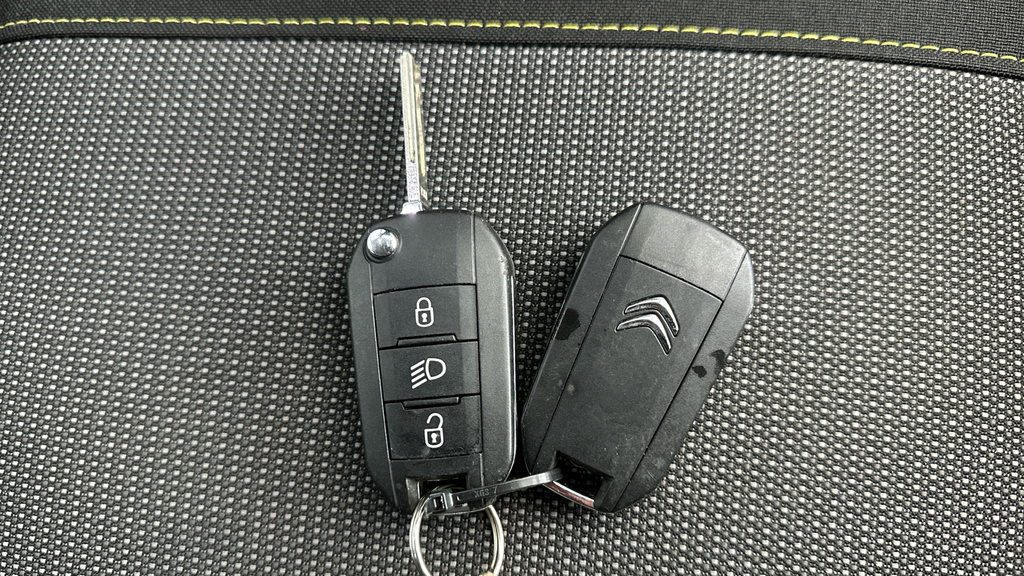 Citroen C3 Puretech Flair Ss Grey #11