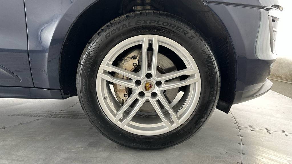 Porsche Macan 3.0 S Pdk 340 Bhp Grey #26