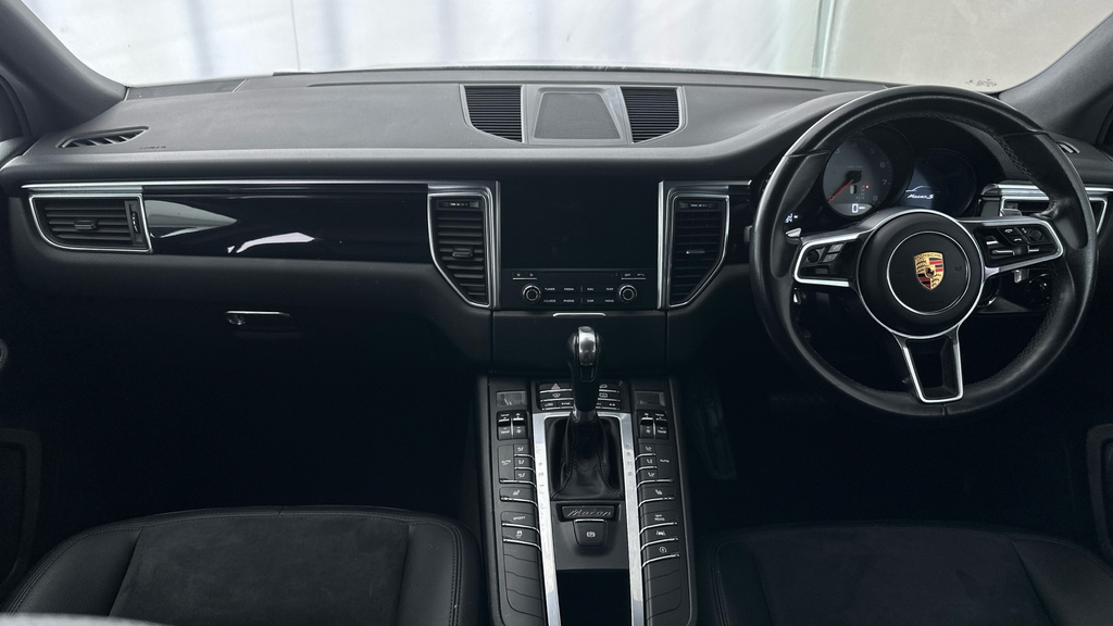 Porsche Macan 3.0 S Pdk 340 Bhp Grey #14