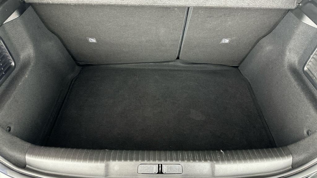 DS DS 3 Crossback 100Kw E-tense Performance Line 50Kwh Grey #23