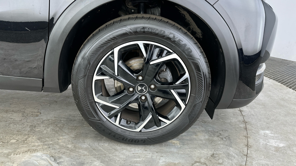 DS DS 3 Crossback 100Kw E-tense Performance Line 50Kwh Grey #28