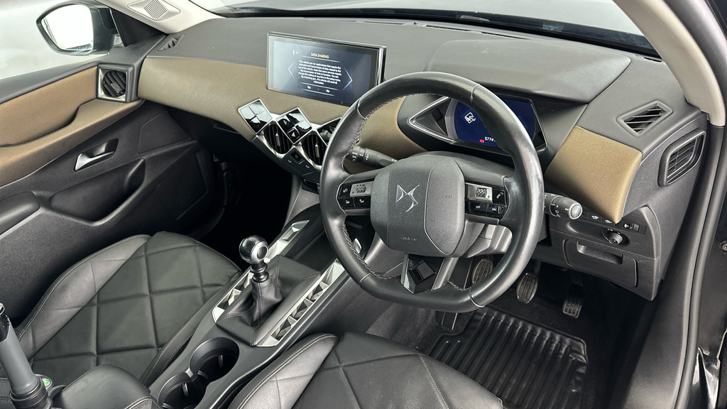 DS DS 3 Crossback 100Kw E-tense Performance Line 50Kwh Grey #9