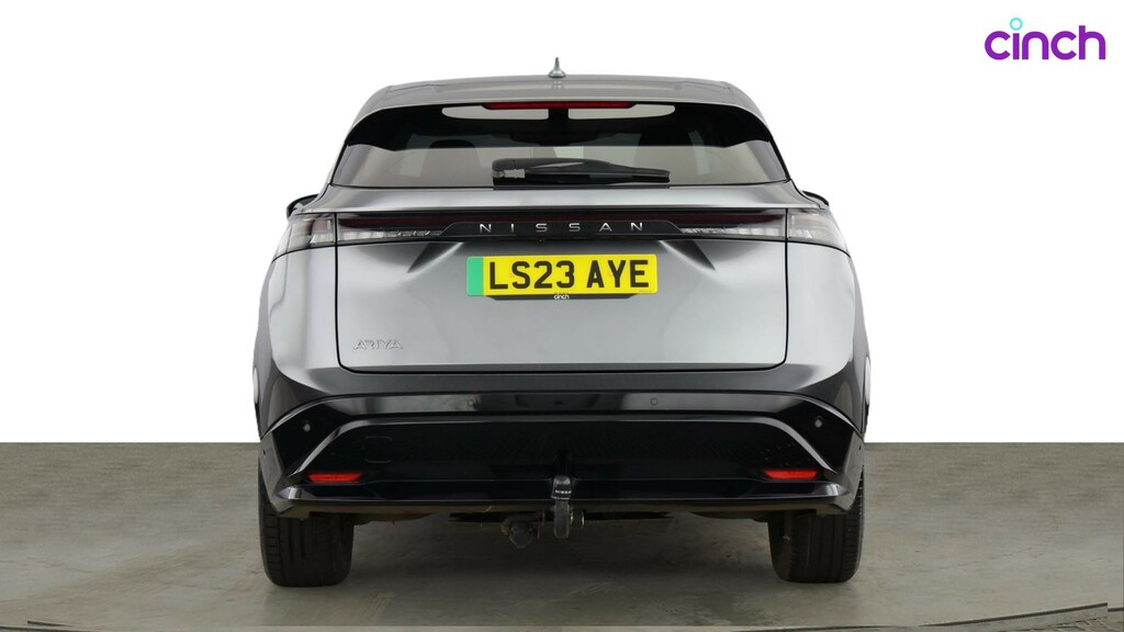 Nissan Ariya Evolve Black #4