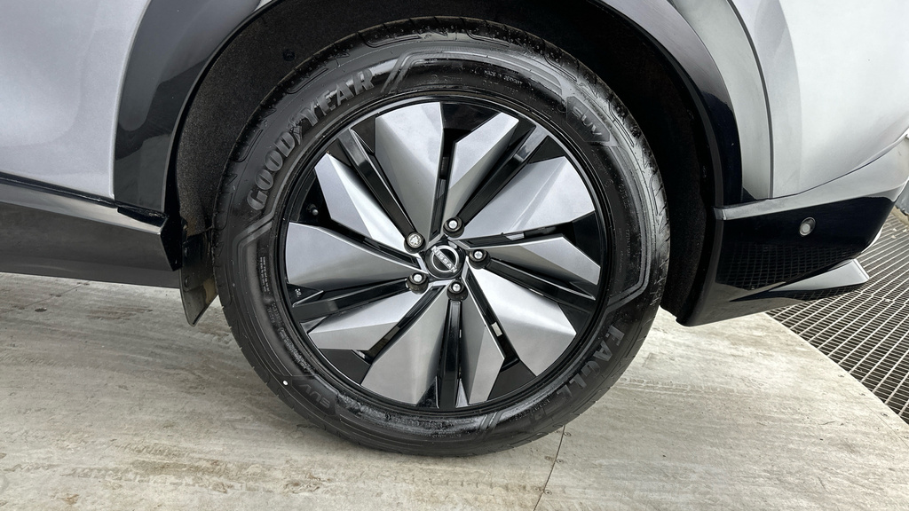 Nissan Ariya Evolve Black #25