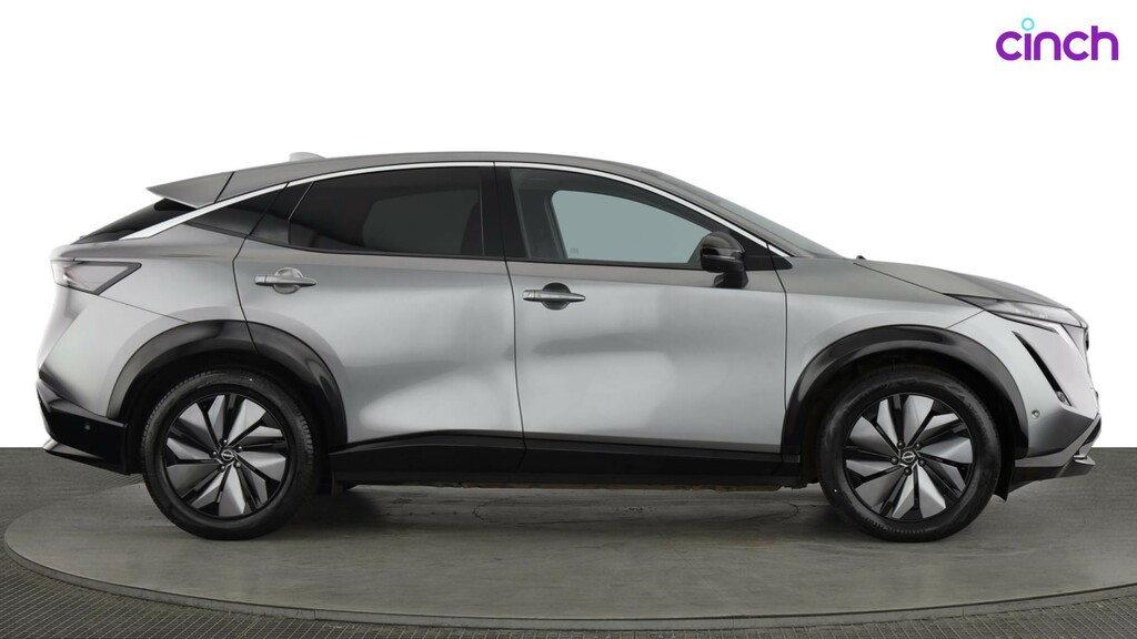 Nissan Ariya Evolve Black #2