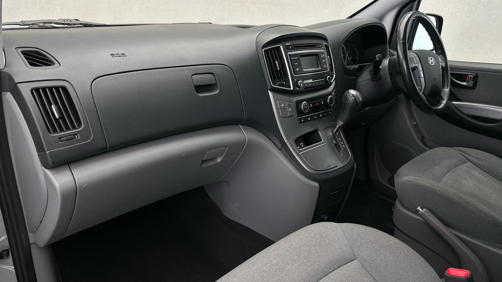 Hyundai I800 Se Nav Black #11