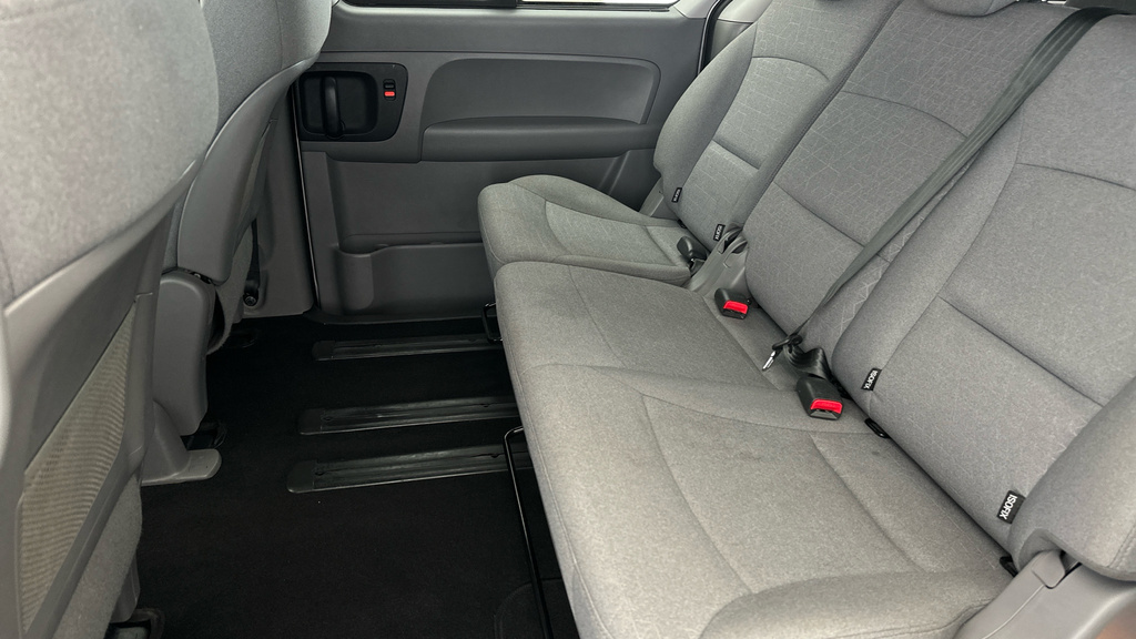 Hyundai I800 Se Nav Black #16
