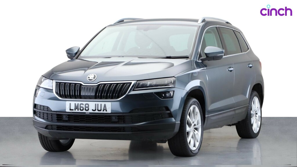 Skoda Karoq Se White #8