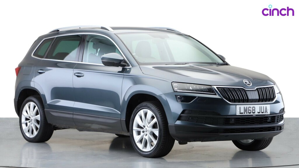 Skoda Karoq Se White #1