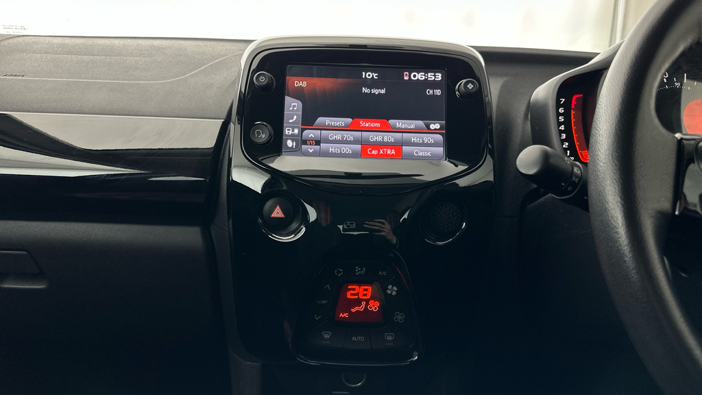 Peugeot 108 Active Black #13