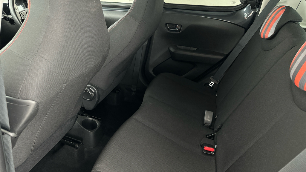 Peugeot 108 Active Black #18