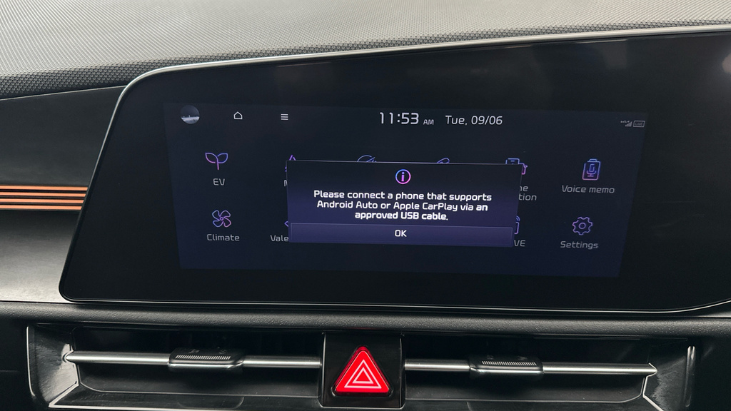 Kia e-Niro 64.8Kwh 4 White #20