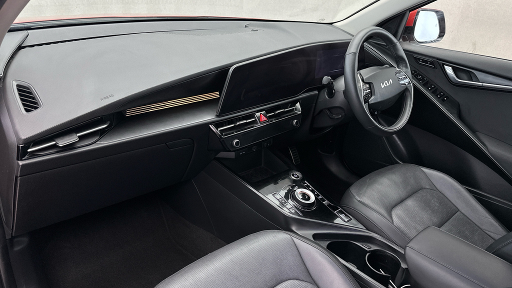 Kia e-Niro 64.8Kwh 4 White #14