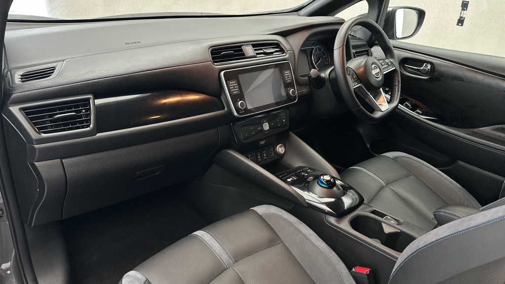 Nissan Leaf #12