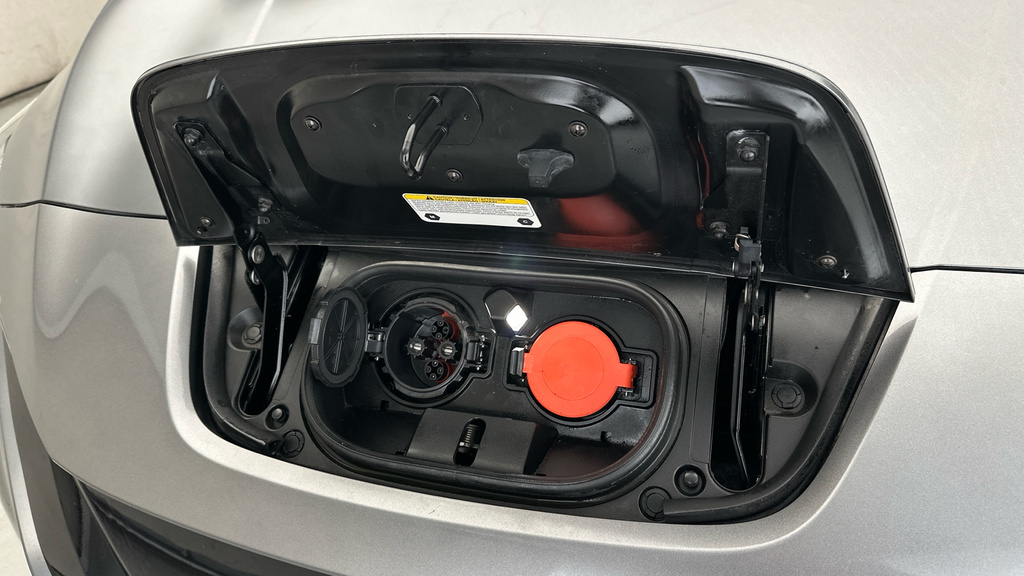 Nissan Leaf #28