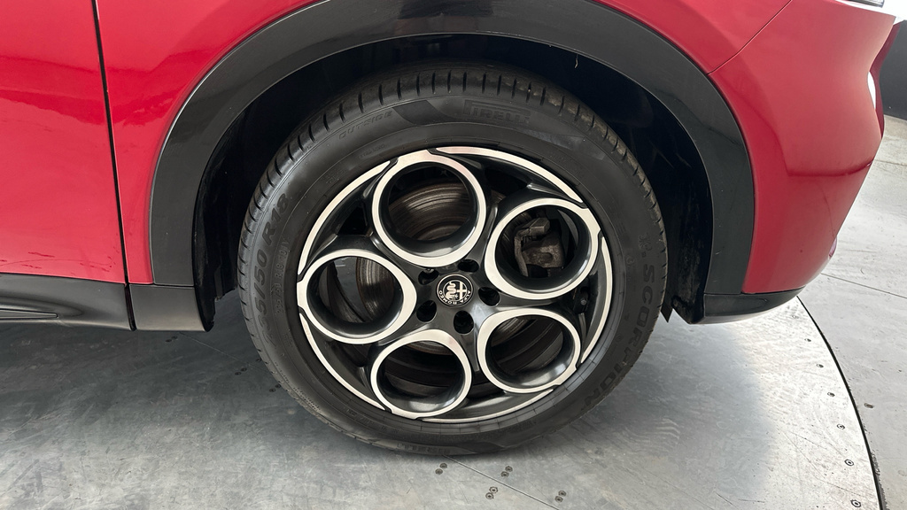 Alfa Romeo Tonale 1.5 Mhev Ti Red #27