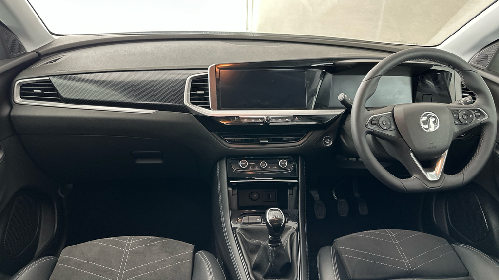 Vauxhall Grandland Ultimate Grey #15