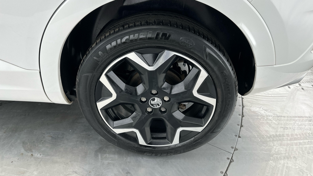 Vauxhall Grandland Ultimate Grey #27