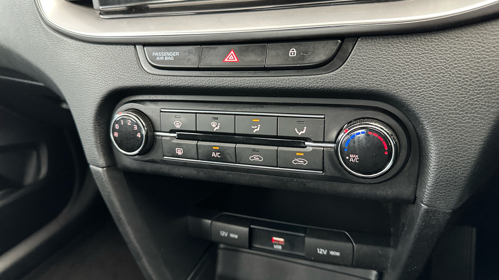 Kia Xceed 2 Black #10
