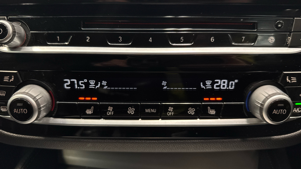 BMW 5 Series 2019 69 2.0 Black #23