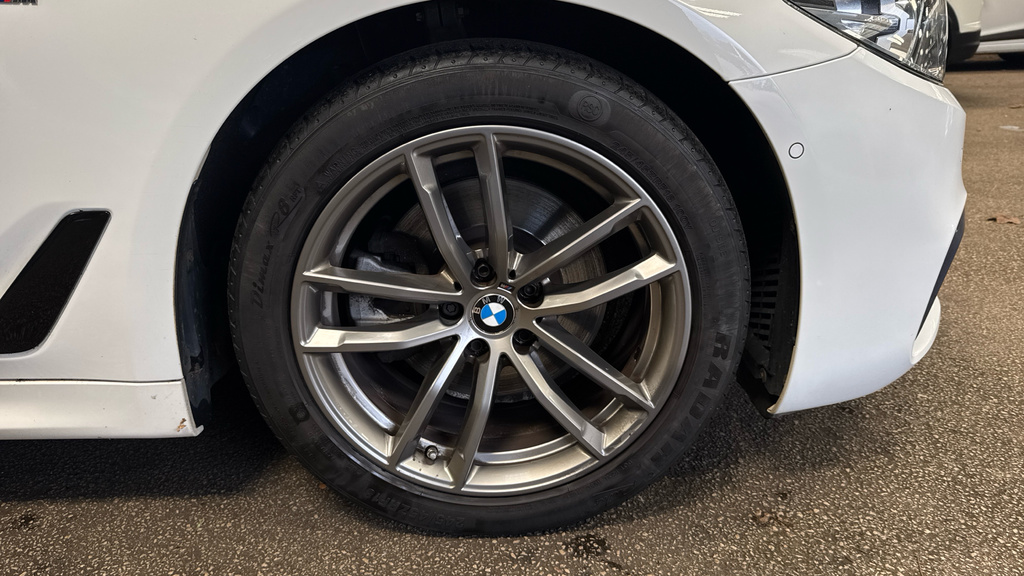 BMW 5 Series 2019 69 2.0 Black #20