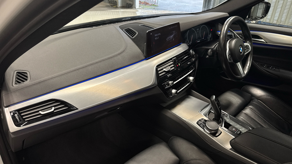 BMW 5 Series 2019 69 2.0 Black #10