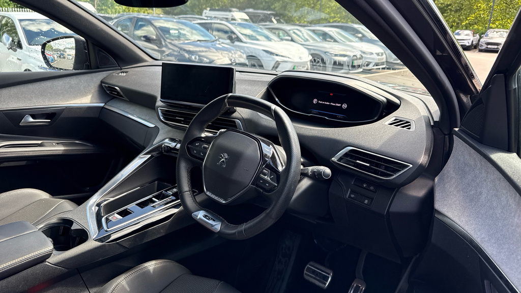 Peugeot 3008 1.2 Puretech Active Premium-plus Black #15