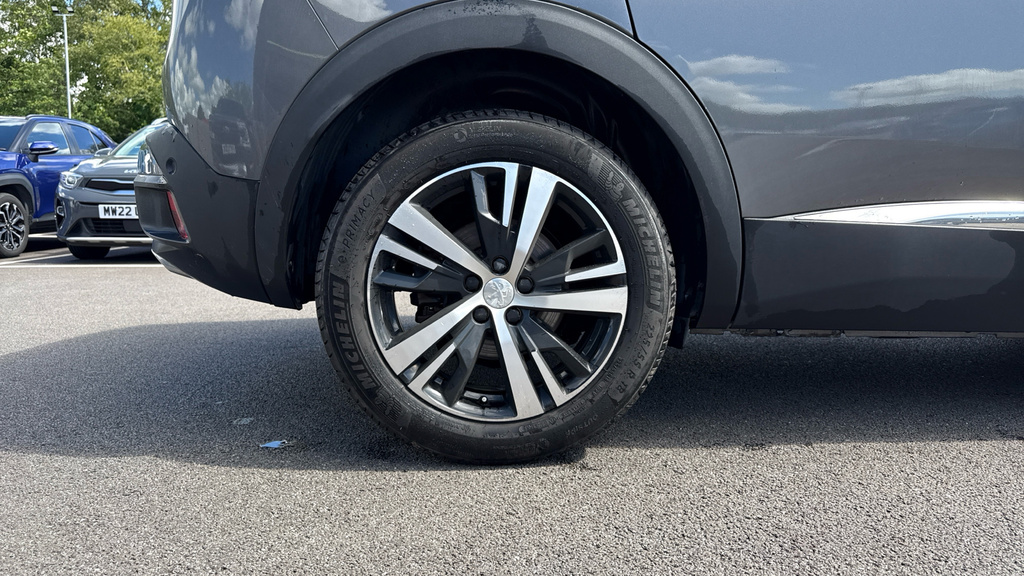 Peugeot 3008 1.2 Puretech Active Premium-plus Black #30