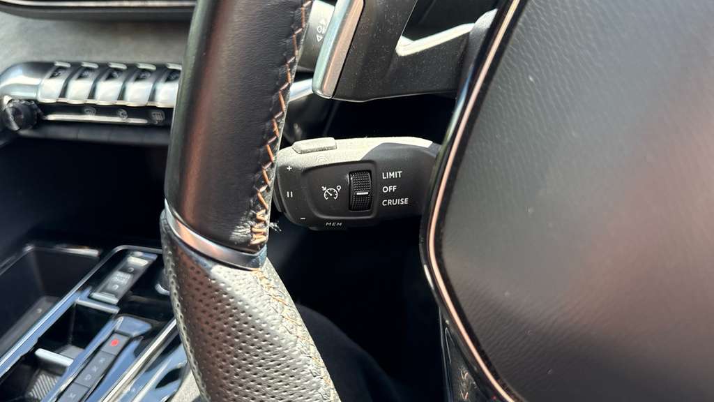 Peugeot 3008 1.2 Puretech Active Premium-plus Black #20