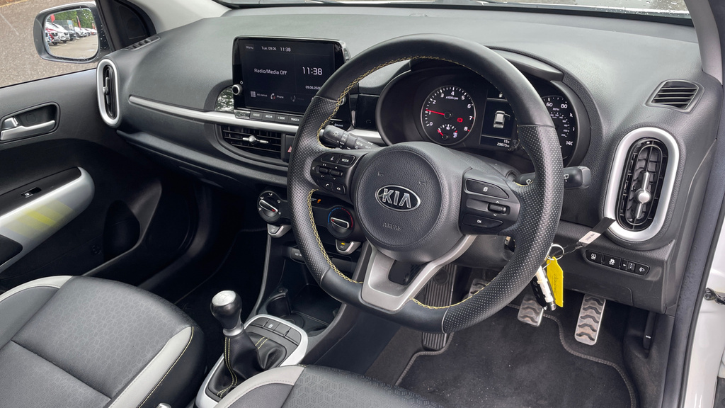 Kia Picanto 1.0 1 4 Seats White #11