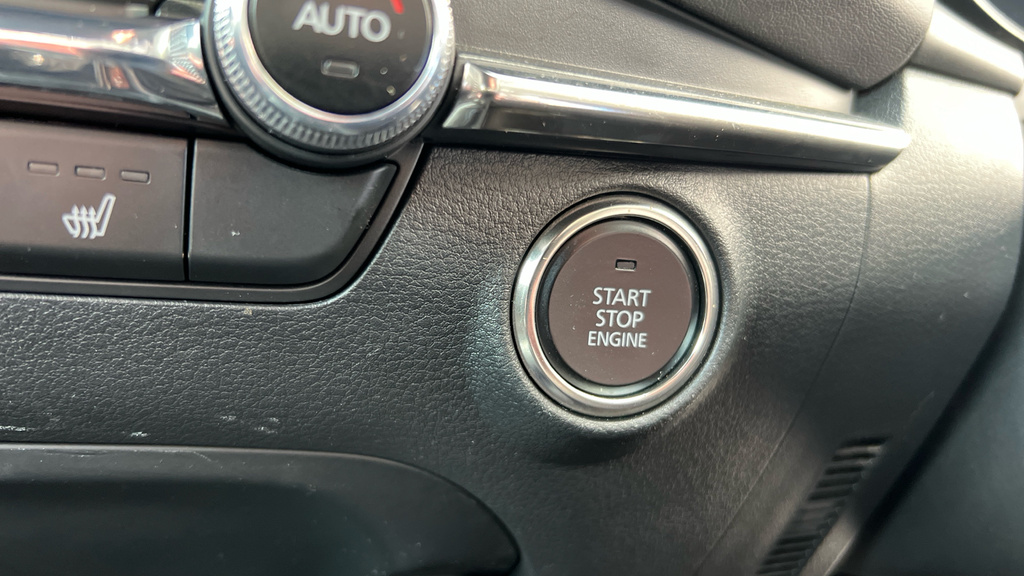 Mazda 3 2.5 E-skyactiv G Mhev 140 Homura Blue #26