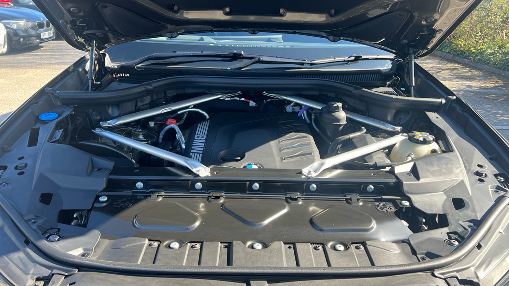 BMW X5 M M Sport Black #28