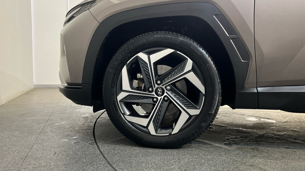 Hyundai Tucson Ultimate Grey #32
