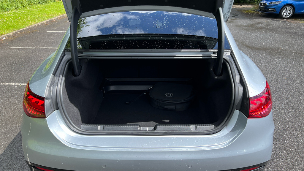 Mercedes-Benz EQE Suv Black #21