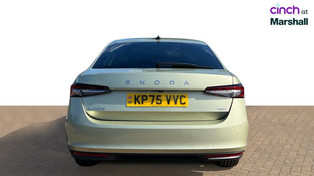 Skoda Superb Superb Hatch Se L 1.5 Tsi E-tec 150 Ps Dsg Grey #4