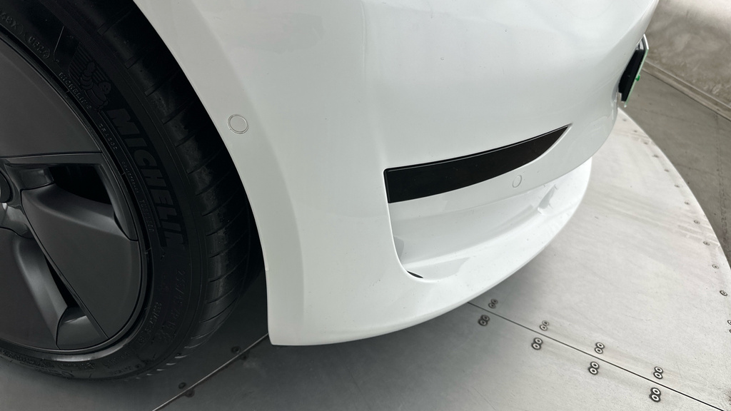 Tesla Model 3 Dual Motor Performance Saloon White #4