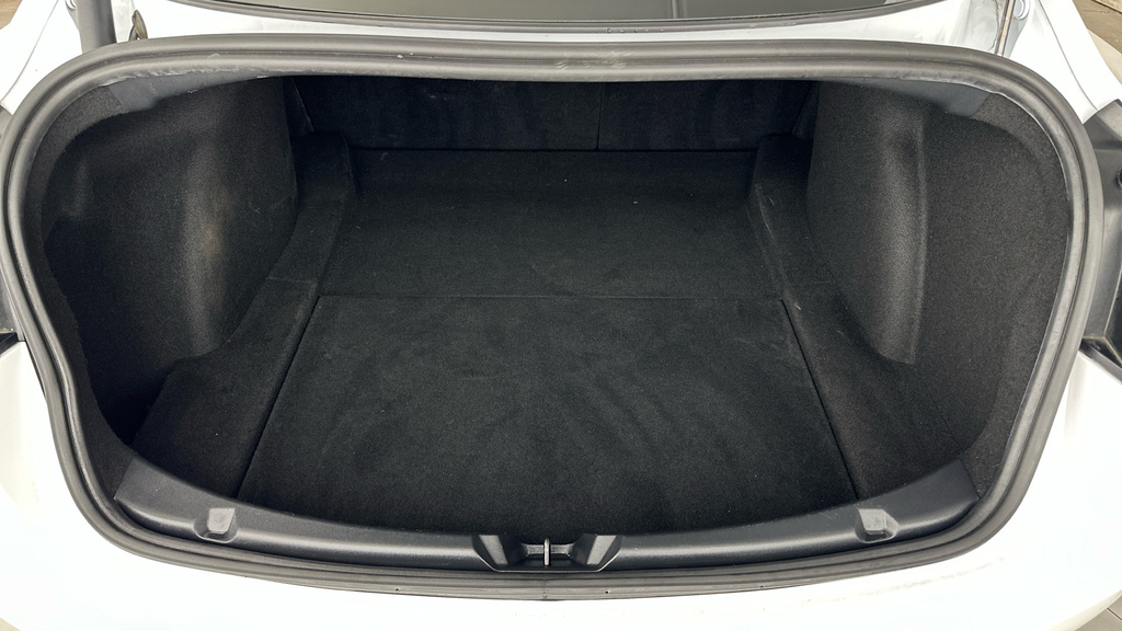 Tesla Model 3 Dual Motor Performance Saloon White #23