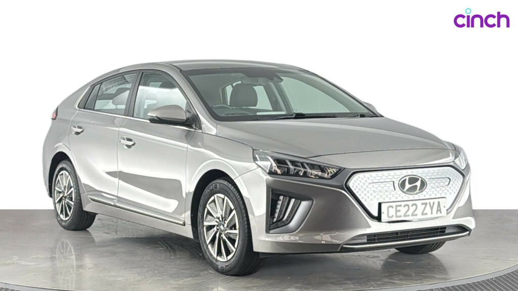 Hyundai Ioniq Hatchback Red #1