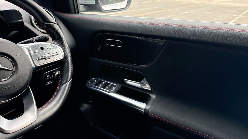 Mercedes-Benz GLA Class Amg Line Edition Black #41