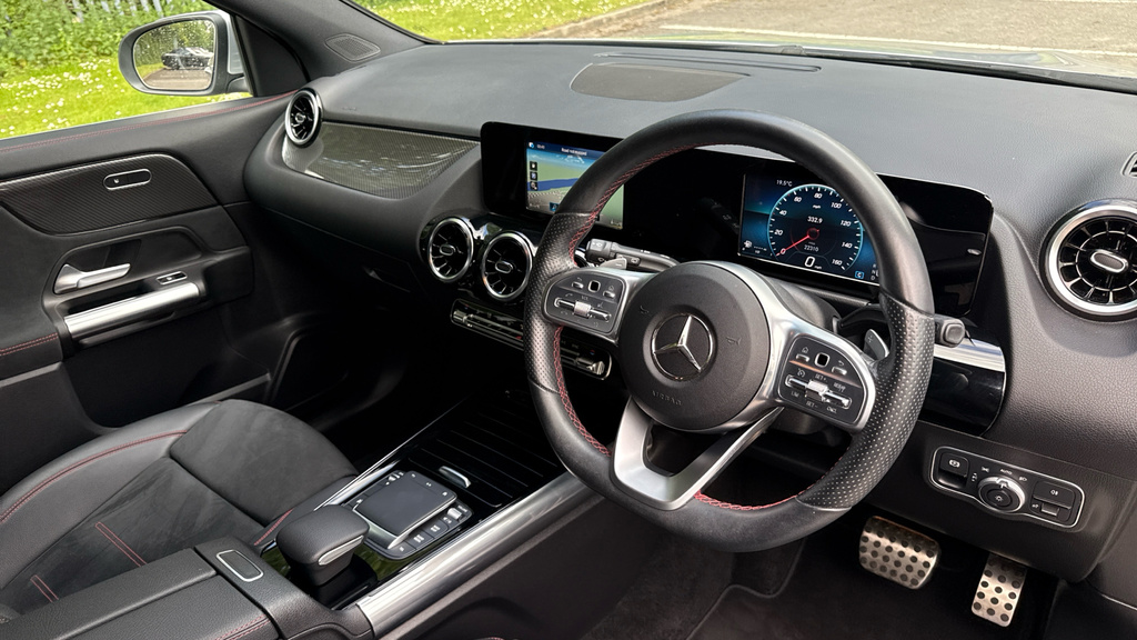 Mercedes-Benz GLA Class Amg Line Edition Black #10