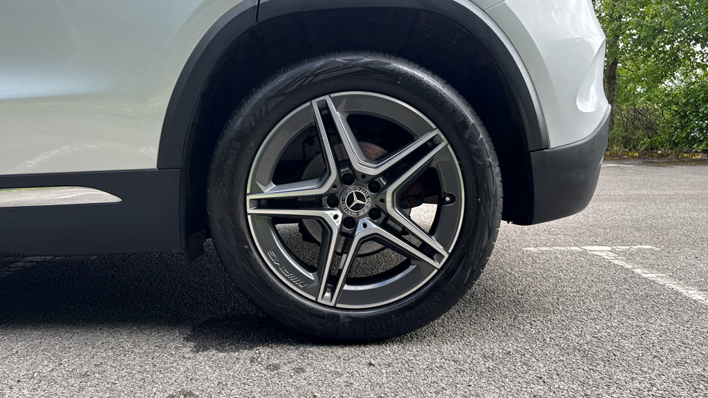 Mercedes-Benz GLA Class Amg Line Edition Black #23