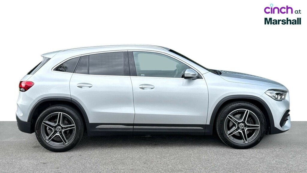 Mercedes-Benz GLA Class Amg Line Edition Black #2