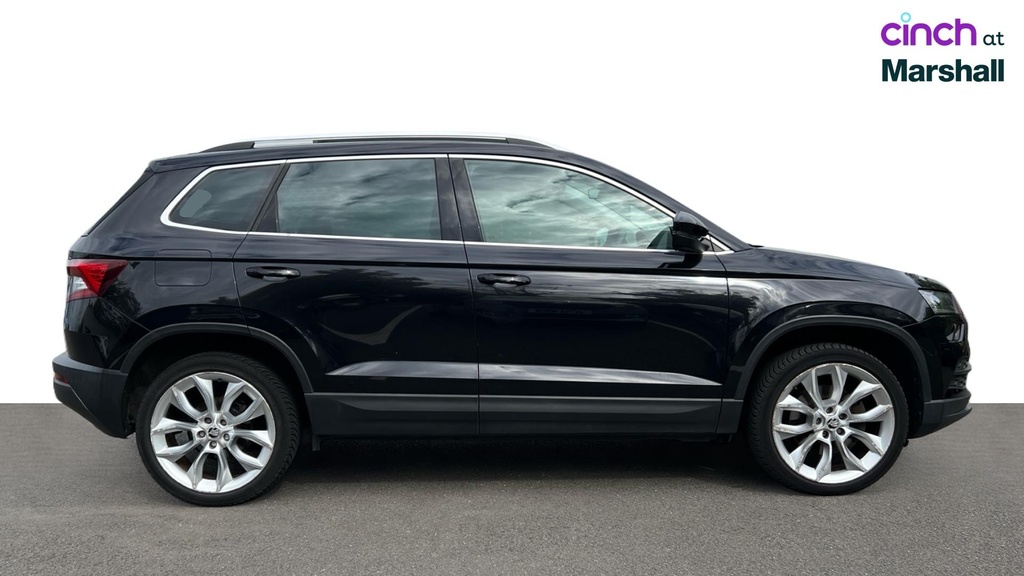 Skoda Karoq Suv Beige #2