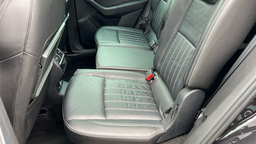 Skoda Karoq Suv Beige #20