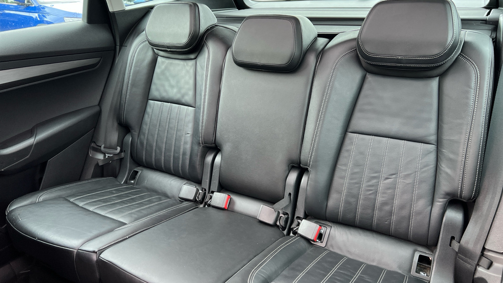Skoda Karoq Suv Beige #19