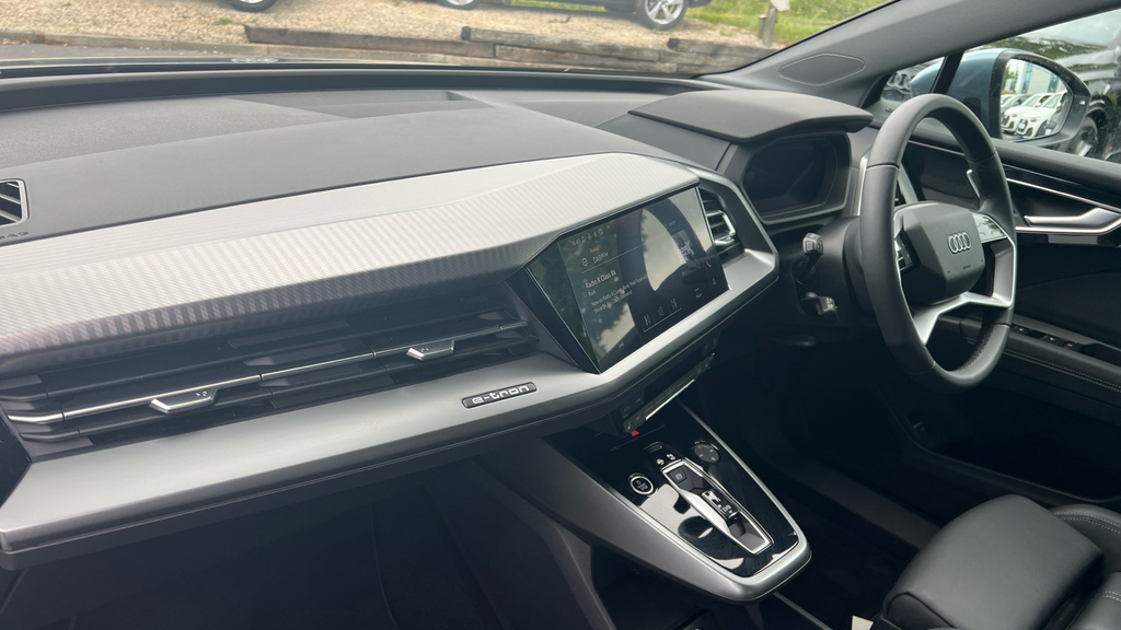 Audi Q4 E Tron Q4 Sportback Black Edition 45 E-tron 210,00 Kw Grey #15