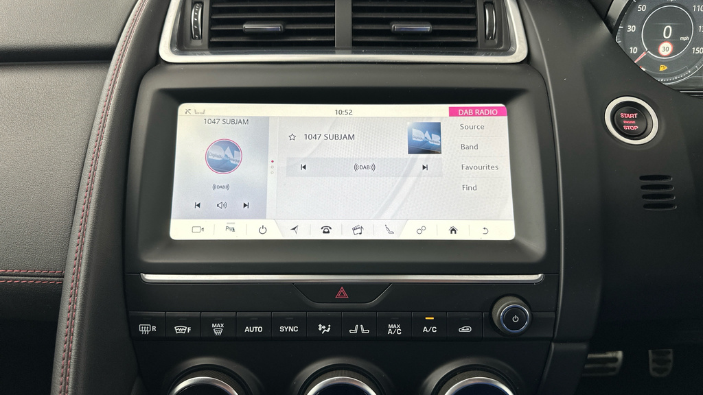 Jaguar E-Pace 2.0D Chequered Flag Edition Grey #15