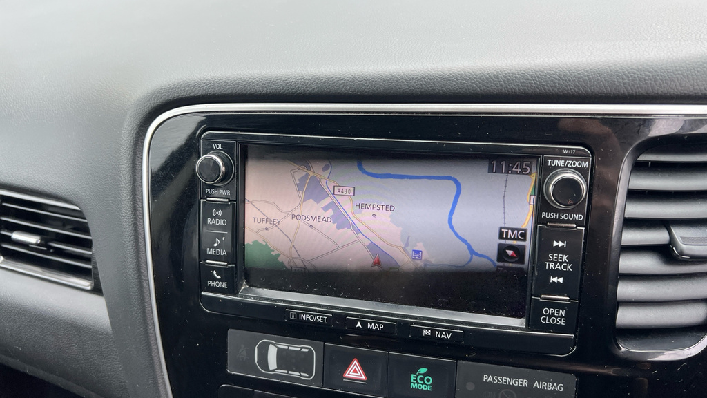 Mitsubishi Outlander 2.0 Phev Gx5hs White #25