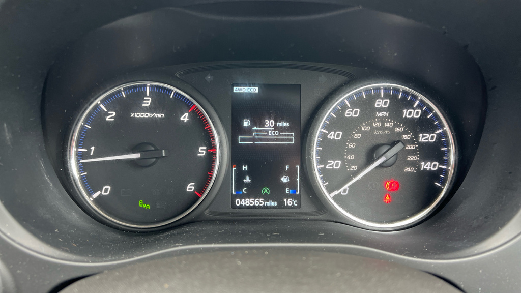 Mitsubishi Outlander 2.0 Phev Gx5hs White #30